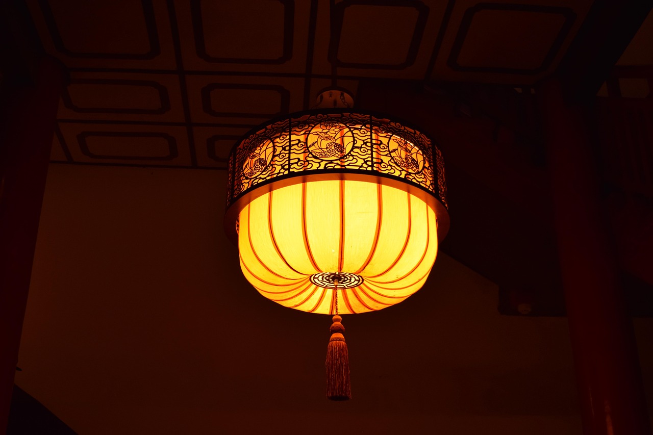 長安UNIZ側面燈，設計功能與美學之典范